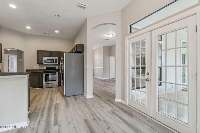 2770 CRUMPLEHORN Lane, Orange Park, FL 32073