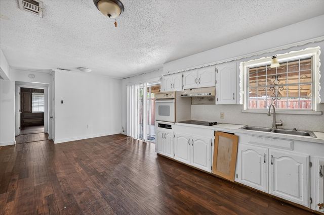 2620 Greenland Drive, Mesquite, TX 75150