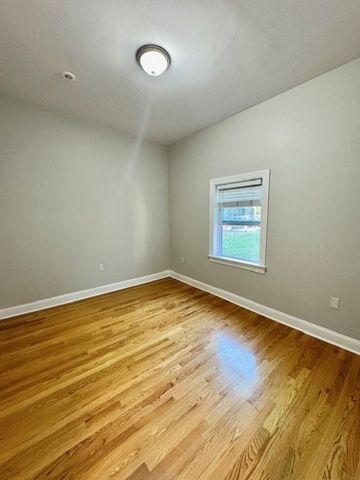 6 Saint James Pl 6, Boston, MA 02119