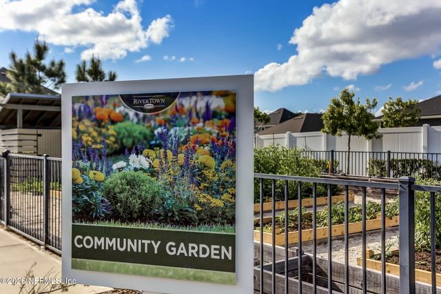 48 RIVA RIDGE Place, St. Johns, FL 32259