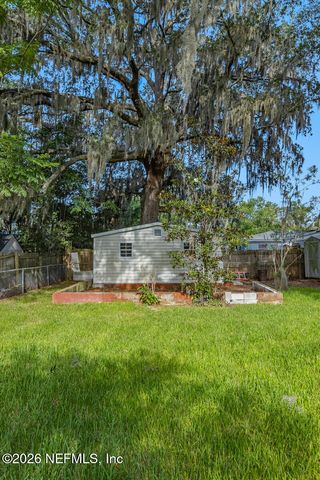 2614 LEONID Road, Jacksonville, FL 32218