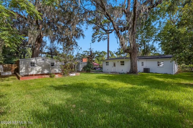 2614 LEONID Road, Jacksonville, FL 32218