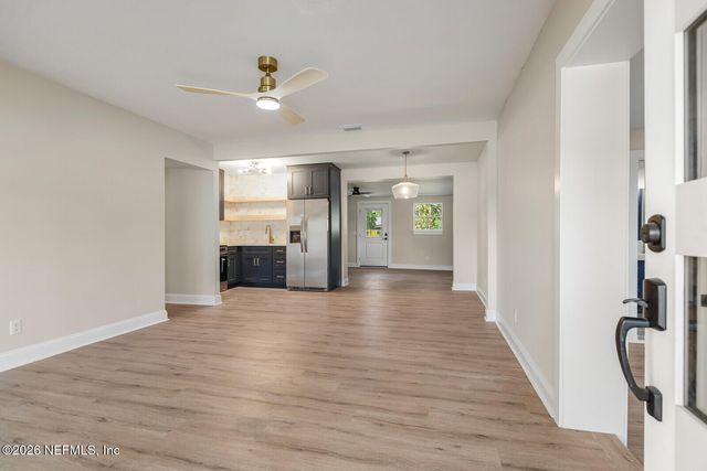 2614 LEONID Road, Jacksonville, FL 32218