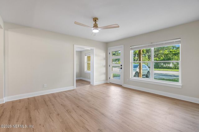 2614 LEONID Road, Jacksonville, FL 32218