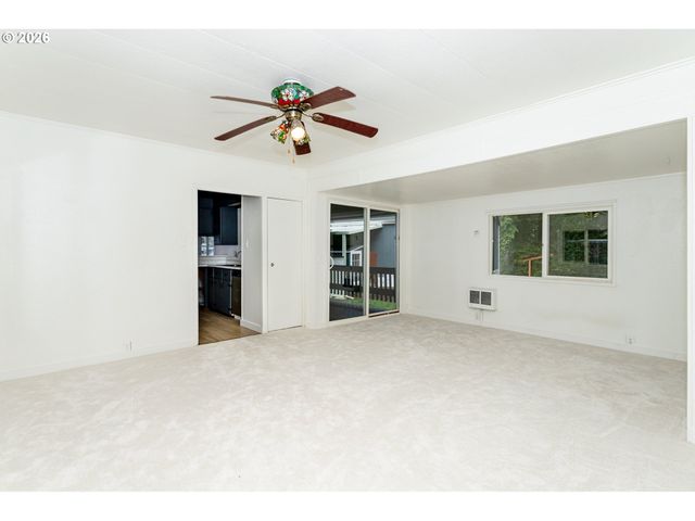 5170 GRAND Ave 38, Florence, OR 97439