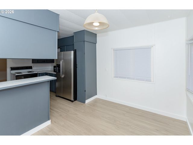 5170 GRAND Ave 38, Florence, OR 97439