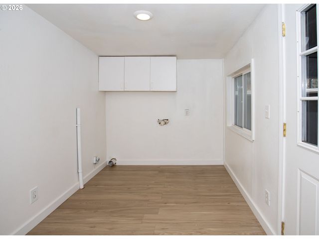 5170 GRAND Ave 38, Florence, OR 97439