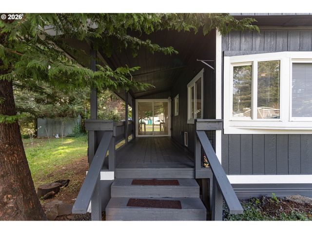 5170 GRAND Ave 38, Florence, OR 97439