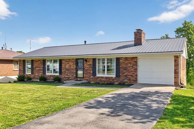 13 Lakeview Drive, Winchester, KY 40391