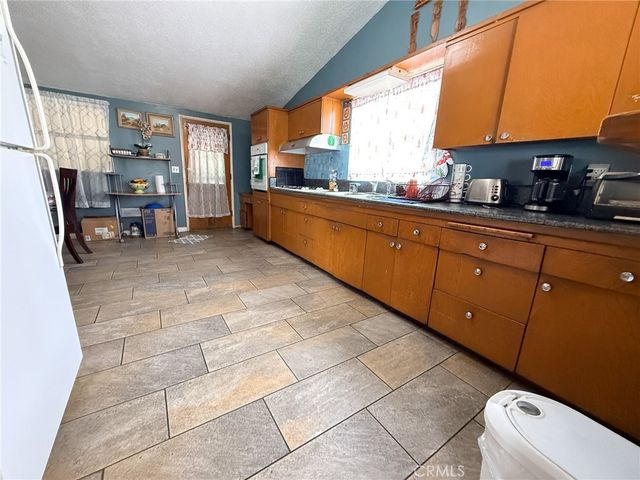 6712 La Jolla, Riverside, CA 92504