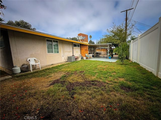 6712 La Jolla, Riverside, CA 92504