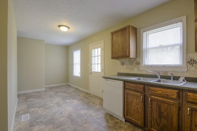 1340 S Main Street, Independence, MO 64055