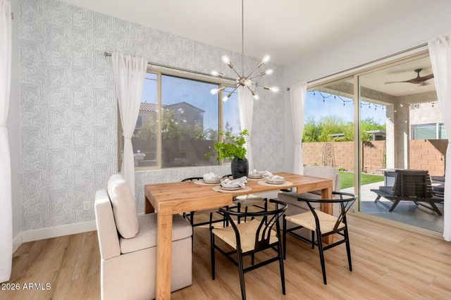 3413 E CREST Lane, Phoenix, AZ 85050