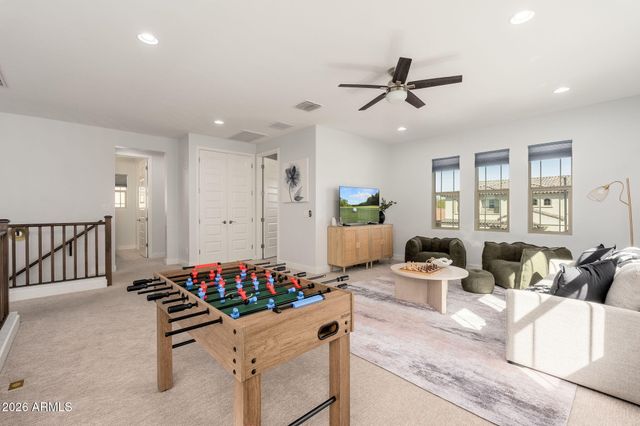 3413 E CREST Lane, Phoenix, AZ 85050