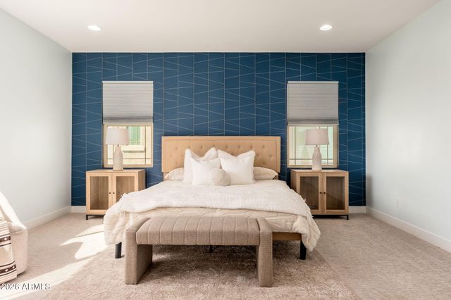 3413 E CREST Lane, Phoenix, AZ 85050