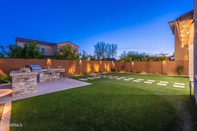 3413 E CREST Lane, Phoenix, AZ 85050