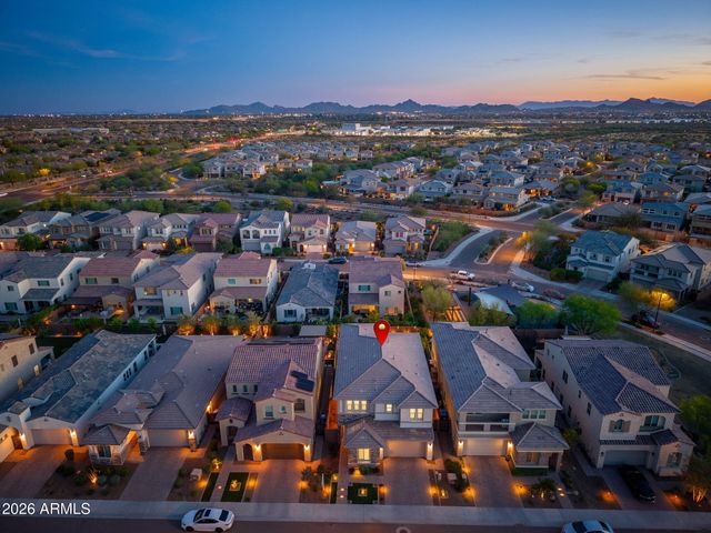 3413 E CREST Lane, Phoenix, AZ 85050