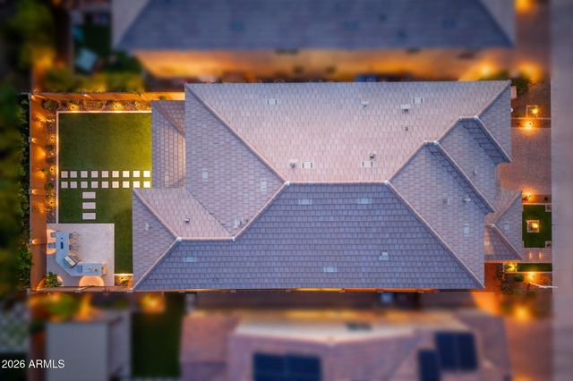 3413 E CREST Lane, Phoenix, AZ 85050