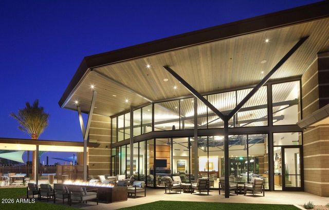 3413 E CREST Lane, Phoenix, AZ 85050