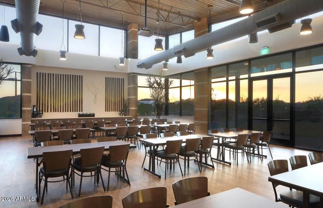 3413 E CREST Lane, Phoenix, AZ 85050