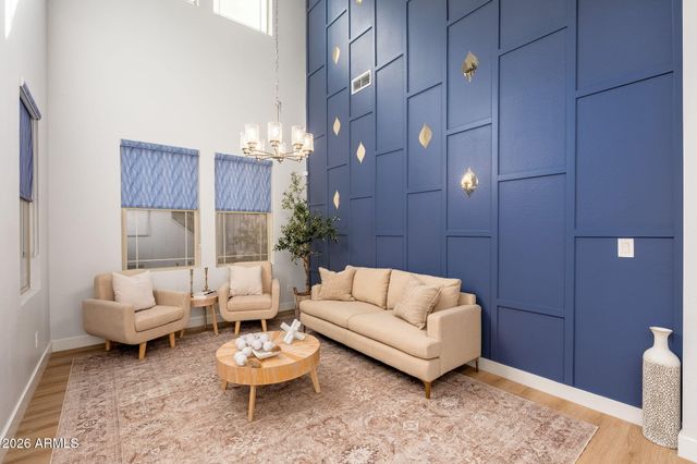 3413 E CREST Lane, Phoenix, AZ 85050