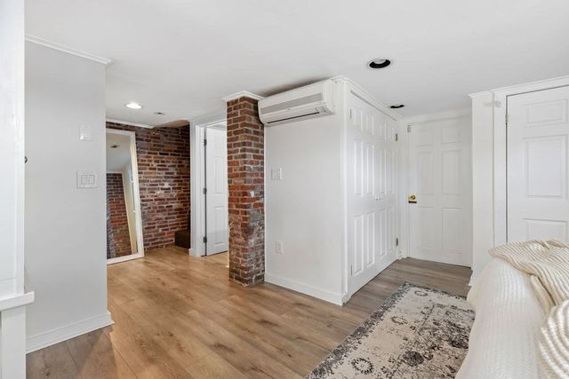 20 Lawrence St 1, Boston, MA 02129