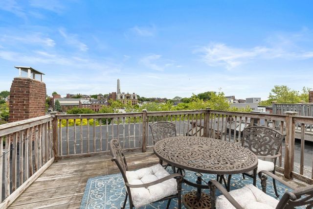 20 Lawrence St 1, Boston, MA 02129