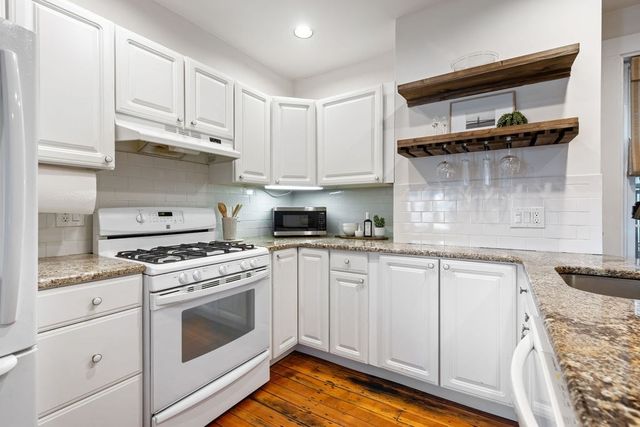 20 Lawrence St 1, Boston, MA 02129