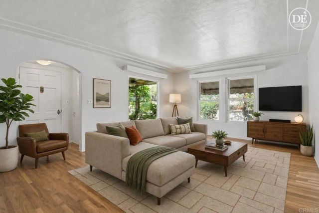 950 S Grade Road, Alpine, CA 91901