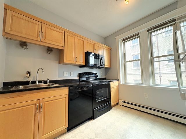 38 Ransom Road 3, Boston, MA 02135