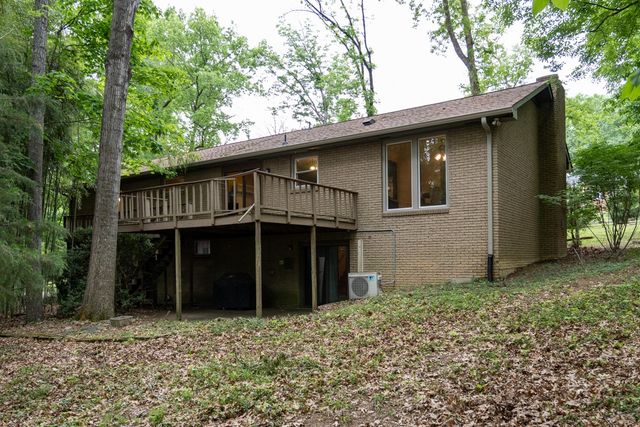 123 Trail East Drive, Hendersonville, TN 37075