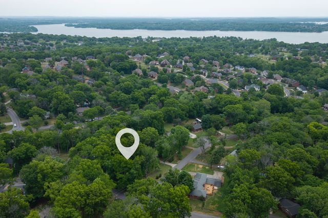 123 Trail East Drive, Hendersonville, TN 37075