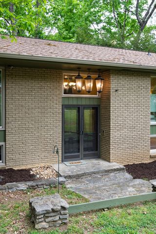 123 Trail East Drive, Hendersonville, TN 37075