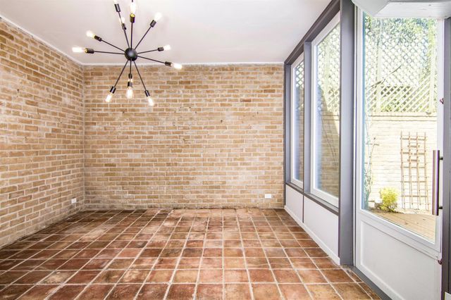 1942 Indiana Street, Houston, TX 77019