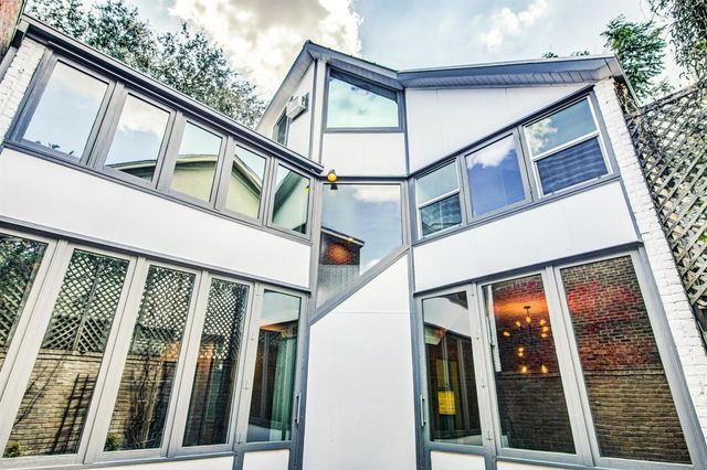 1942 Indiana Street, Houston, TX 77019