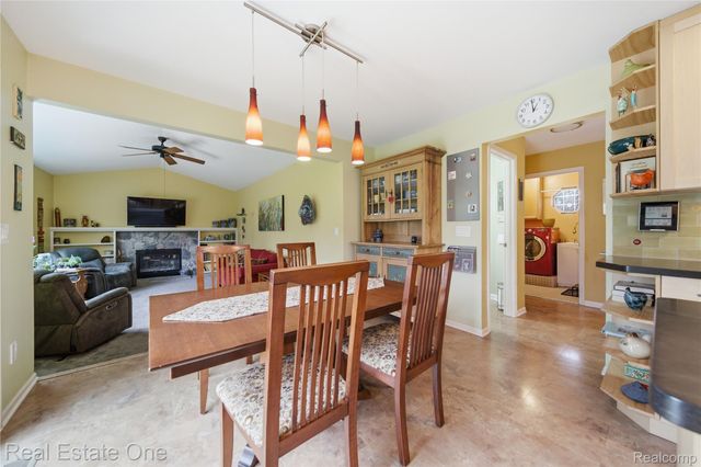 8135 Kimble Drive, Hamburg Township, MI 48169