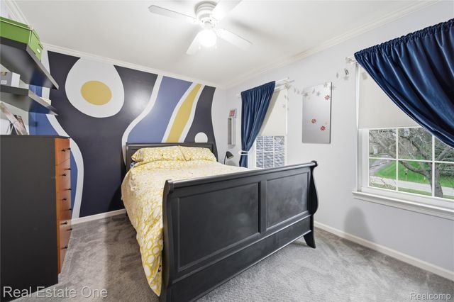 8135 Kimble Drive, Hamburg Township, MI 48169