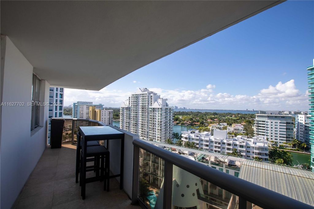 6039 Collins Ave 1728, Miami Beach, FL 33140