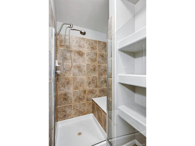 1385 S Ulster St, Denver, CO 80231