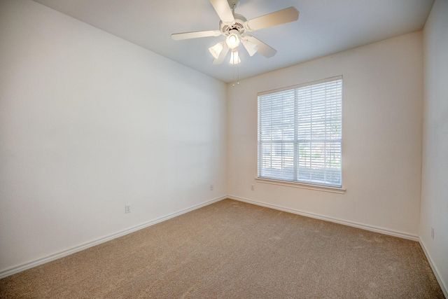 5855 Pecan Chase, Benbrook, TX 76132
