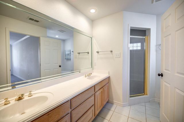 5855 Pecan Chase, Benbrook, TX 76132