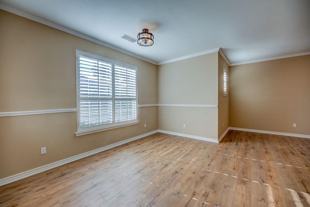 5855 Pecan Chase, Benbrook, TX 76132