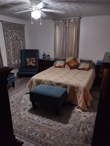 97 Neals Temple Road, Havana, FL 32333