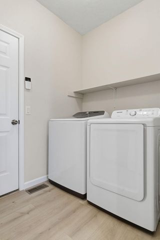 827 Gold Rush Avenue, Nixa, MO 65714