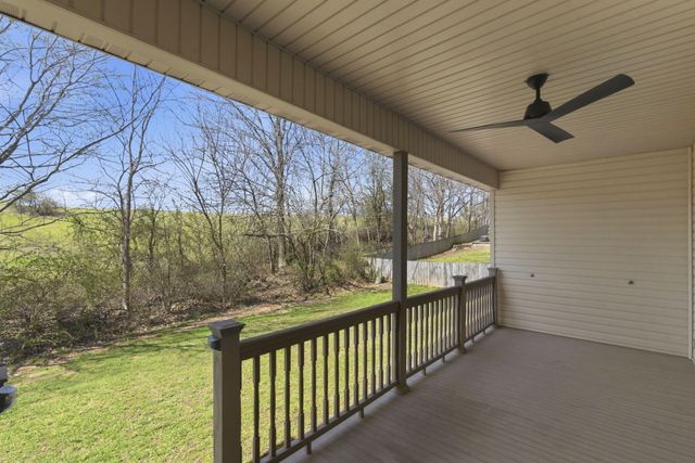 827 Gold Rush Avenue, Nixa, MO 65714