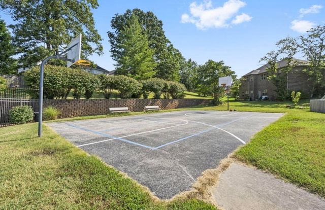 827 Gold Rush Avenue, Nixa, MO 65714