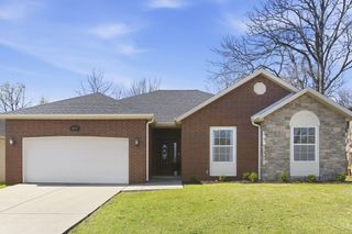 827 Gold Rush Avenue, Nixa, MO 65714