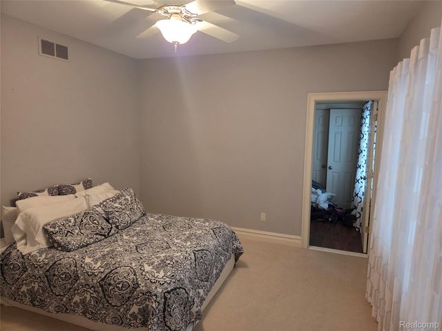 900 Maxfield Road, Brighton Township, MI 48114