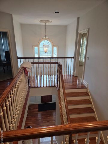 900 Maxfield Road, Brighton Township, MI 48114