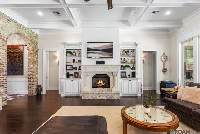 17950 Rolling Oaks Ave, Greenwell Springs, LA 70739